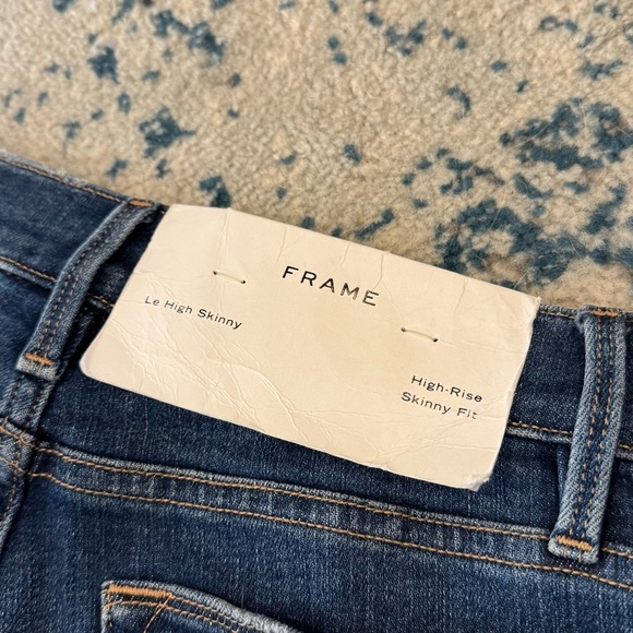 FRAME Le HighSkinny Clyde Dark Wash Distressed New with Tags size 26 - Picture 7 of 10